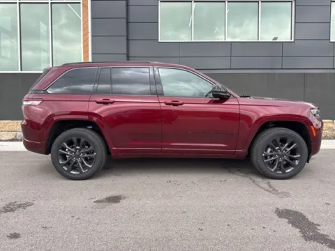 Photos of 2026 Jeep Grand Cherokee Limited Reserve for sale in Platte City, MO at Airport Chrysler Dodge Jeep Ram