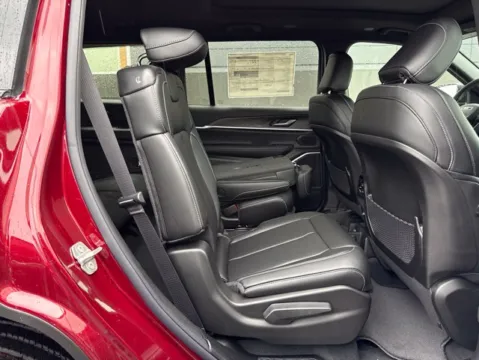 More photos of 2026 Jeep Grand Cherokee L Limited at Airport Chrysler Dodge Jeep Ram, MO