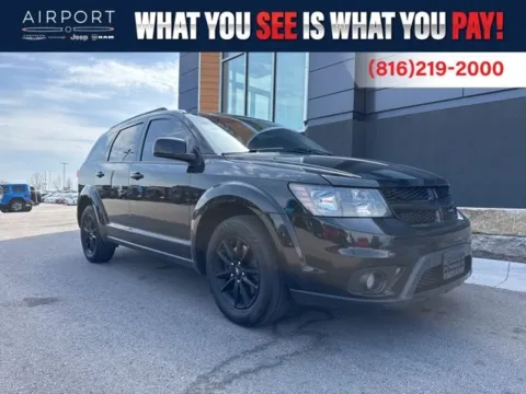 Black 2019 Dodge Journey SE for sale in Platte City, MO