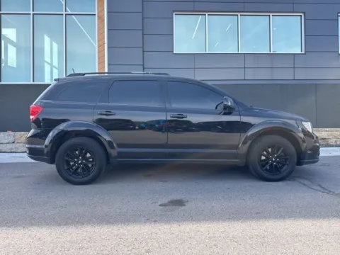 Photos of 2019 Dodge Journey SE for sale in Platte City, MO at Airport Chrysler Dodge Jeep Ram