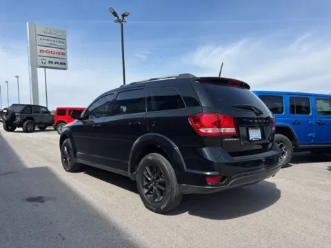 More photos of 2019 Dodge Journey SE at Airport Chrysler Dodge Jeep Ram, MO