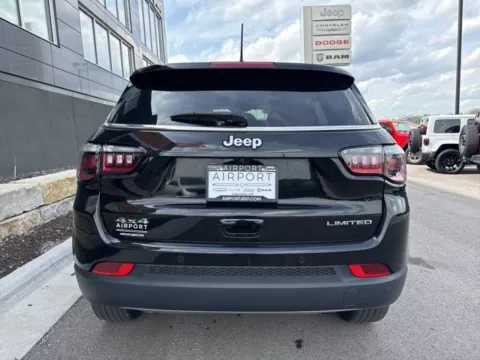 More photos of 2024 Jeep Compass Limited at Airport Chrysler Dodge Jeep Ram, MO