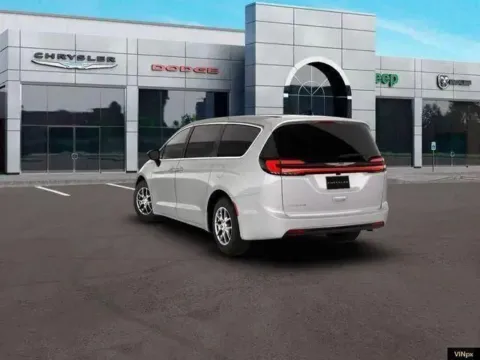 More photos of 2026 Chrysler Pacifica Select at Airport Chrysler Dodge Jeep Ram, MO