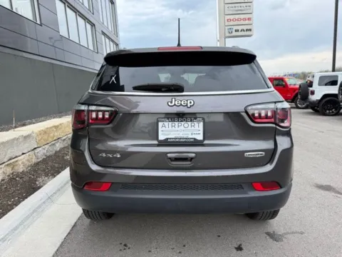 More photos of 2023 Jeep Compass Latitude Lux at Airport Chrysler Dodge Jeep Ram, MO