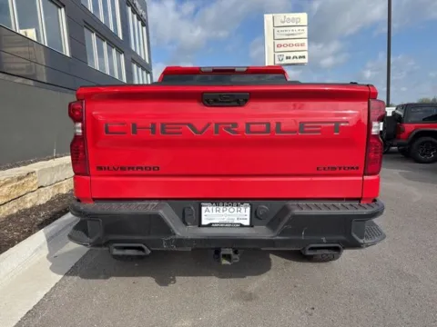 More photos of 2024 Chevrolet Silverado 1500 Custom Trail Boss at Airport Chrysler Dodge Jeep Ram, MO