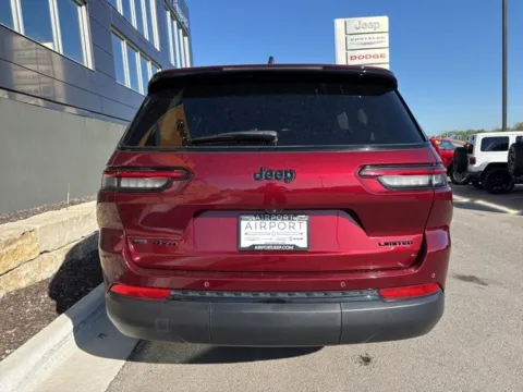 More photos of 2023 Jeep Grand Cherokee L Limited at Airport Chrysler Dodge Jeep Ram, MO