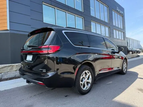 Another view of 2022 Chrysler Pacifica Limited for sale in Platte City, MO at Airport Chrysler Dodge Jeep Ram