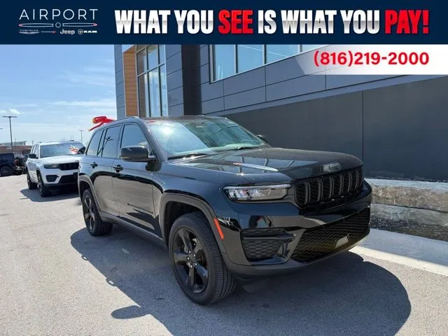 Used 2023 Jeep Grand Cherokee Altitude with VIN 1C4RJHAG1PC570130 for sale in Kansas City
