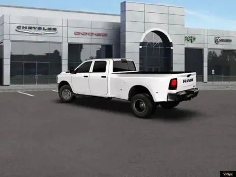 More photos of 2026 Ram 3500 Tradesman at Airport Chrysler Dodge Jeep Ram, MO