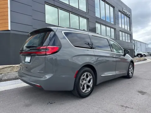 Another view of 2023 Chrysler Pacifica Limited for sale in Platte City, MO at Airport Chrysler Dodge Jeep Ram