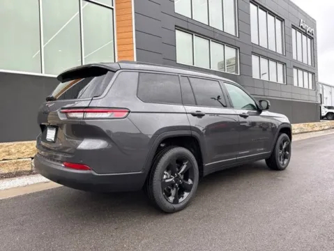 More photos of 2026 Jeep Grand Cherokee L Limited at Airport Chrysler Dodge Jeep Ram, MO