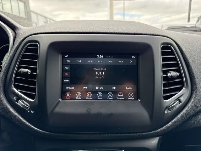 2020 Jeep Compass Latitude - Photo 15