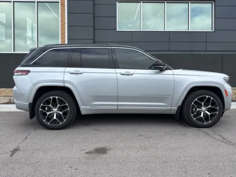 Photos of 2025 Jeep Grand Cherokee Summit for sale in Platte City, MO at Airport Chrysler Dodge Jeep Ram