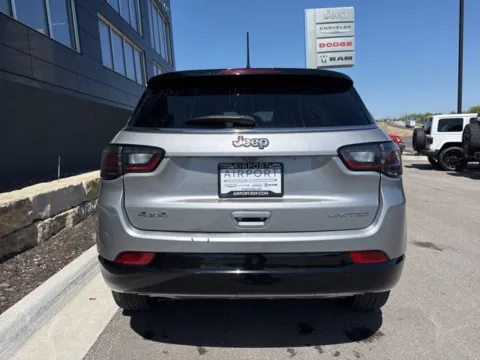 More photos of 2023 Jeep Compass Limited at Airport Chrysler Dodge Jeep Ram, MO