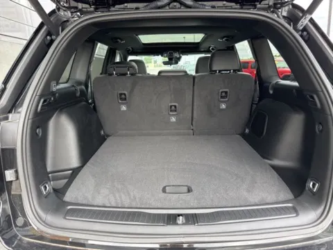 More photos of 2026 Jeep Grand Cherokee Limited at Airport Chrysler Dodge Jeep Ram, MO