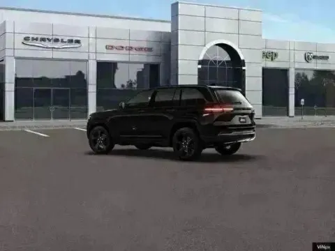 More photos of 2026 Jeep Grand Cherokee Limited at Airport Chrysler Dodge Jeep Ram, MO