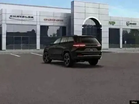 More photos of 2026 Jeep Grand Cherokee Limited at Airport Chrysler Dodge Jeep Ram, MO