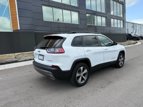 Another view of 2022 Jeep Cherokee Limited for sale in Platte City, MO at Airport Chrysler Dodge Jeep Ram