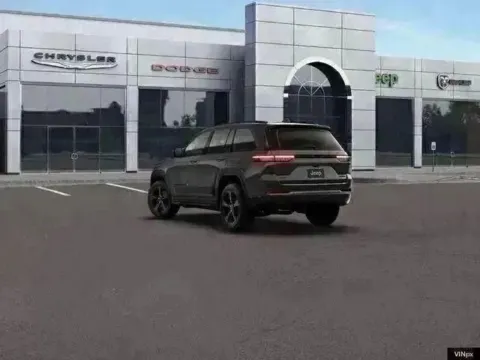 More photos of 2026 Jeep Grand Cherokee Limited at Airport Chrysler Dodge Jeep Ram, MO