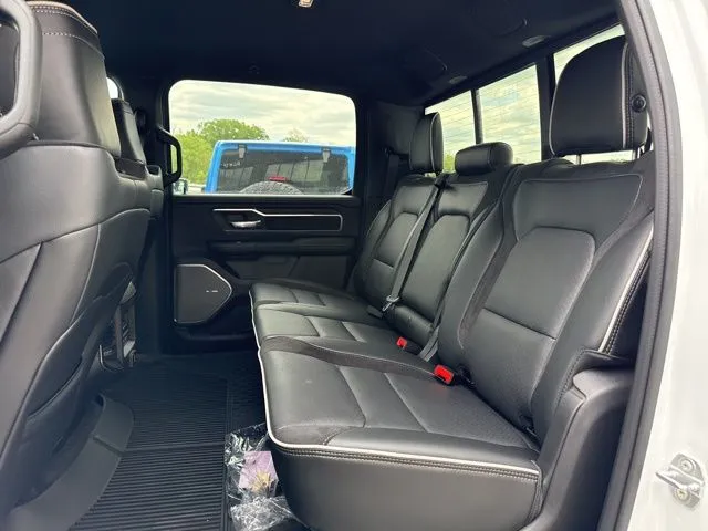 2026 RAM 1500 Laramie - Photo 12