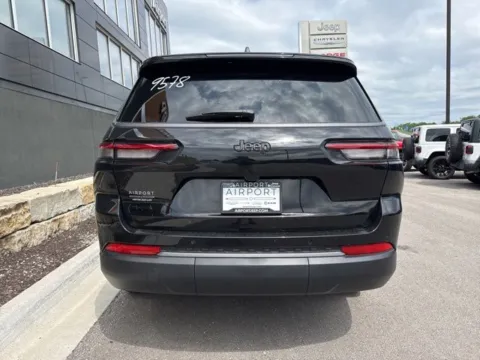 More photos of 2026 Jeep Grand Cherokee L Altitude at Airport Chrysler Dodge Jeep Ram, MO