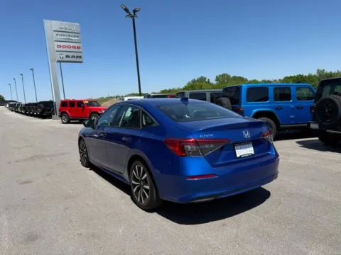More photos of 2022 Honda Civic EX at Airport Chrysler Dodge Jeep Ram, MO