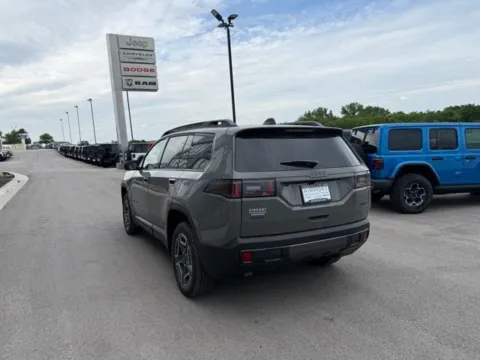 More photos of 2026 Jeep Cherokee Limited at Airport Chrysler Dodge Jeep Ram, MO