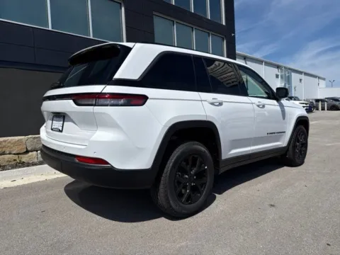Another view of 2026 Jeep Grand Cherokee Laredo Altitude for sale in Platte City, MO at Airport Chrysler Dodge Jeep Ram
