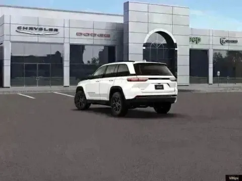 More photos of 2026 Jeep Grand Cherokee Laredo Altitude at Airport Chrysler Dodge Jeep Ram, MO
