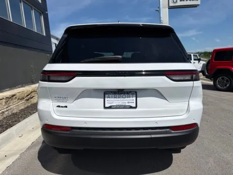 More photos of 2026 Jeep Grand Cherokee Laredo Altitude at Airport Chrysler Dodge Jeep Ram, MO
