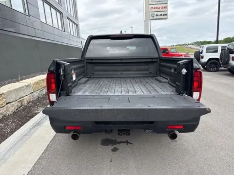 More photos of 2021 Honda Ridgeline Sport at Airport Chrysler Dodge Jeep Ram, MO