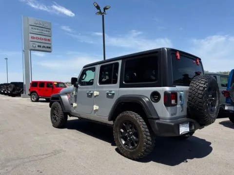 More photos of 2022 Jeep Wrangler Unlimited Willys at Airport Chrysler Dodge Jeep Ram, MO