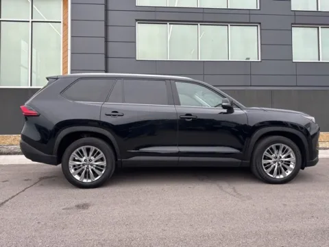 Photos of 2024 Toyota Grand Highlander Platinum for sale in Platte City, MO at Airport Chrysler Dodge Jeep Ram
