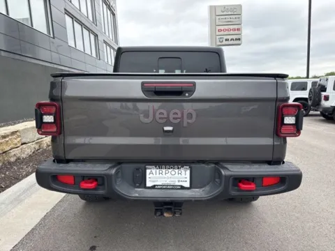 More photos of 2025 Jeep Gladiator Rubicon at Airport Chrysler Dodge Jeep Ram, MO