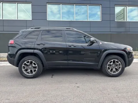Photos of 2021 Jeep Cherokee Trailhawk for sale in Platte City, MO at Airport Chrysler Dodge Jeep Ram