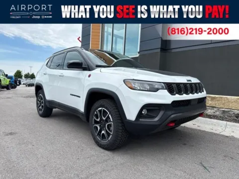 White 2026 Jeep Compass Trailhawk for sale in Platte City, MO