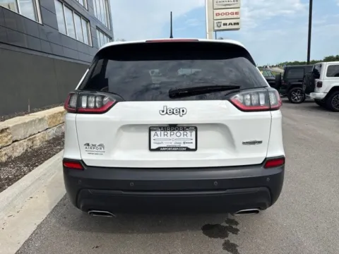 More photos of 2021 Jeep Cherokee Latitude Lux at Airport Chrysler Dodge Jeep Ram, MO