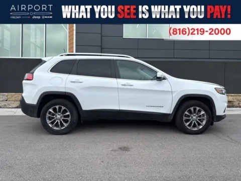 White 2021 Jeep Cherokee Latitude Lux for sale in Platte City, MO
