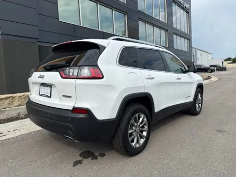 Another view of 2021 Jeep Cherokee Latitude Lux for sale in Platte City, MO at Airport Chrysler Dodge Jeep Ram