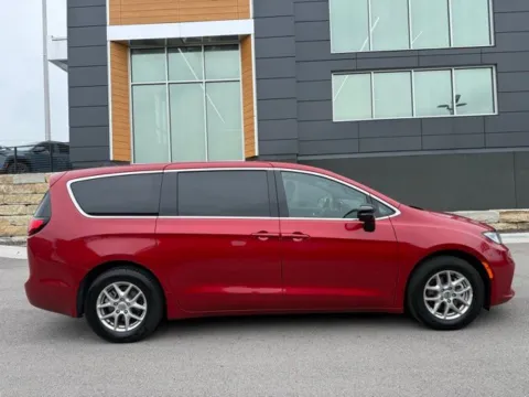 Photos of 2025 Chrysler Pacifica Select for sale in Platte City, MO at Airport Chrysler Dodge Jeep Ram