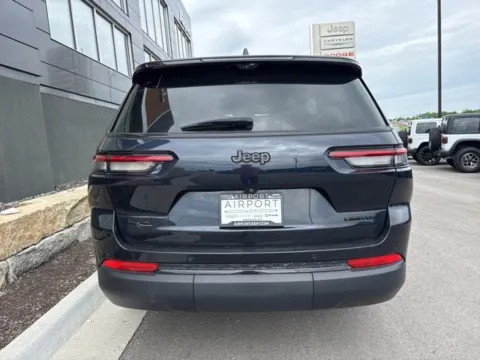 More photos of 2024 Jeep Grand Cherokee L Limited at Airport Chrysler Dodge Jeep Ram, MO