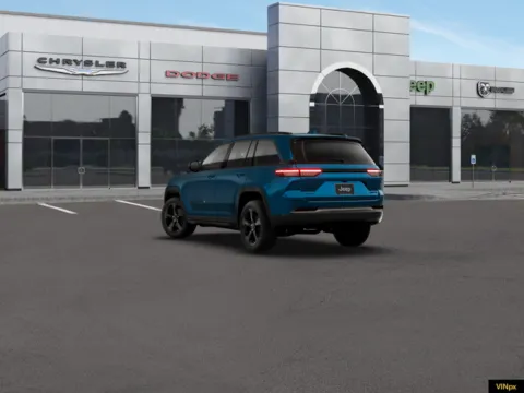 More photos of 2026 Jeep Grand Cherokee Limited at Airport Chrysler Dodge Jeep Ram, MO