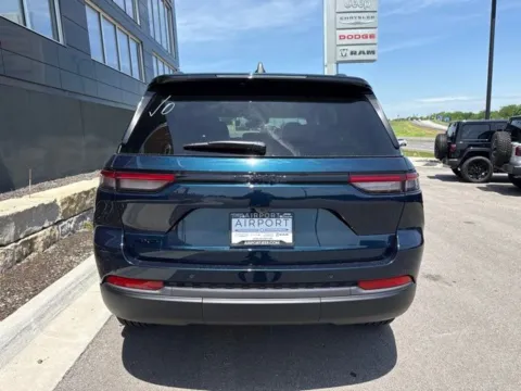 More photos of 2026 Jeep Grand Cherokee Limited at Airport Chrysler Dodge Jeep Ram, MO