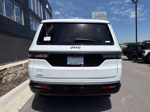 More photos of 2026 Jeep Grand Wagoneer Limited Reserve at Airport Chrysler Dodge Jeep Ram, MO