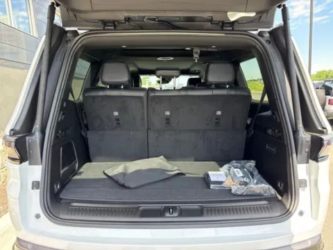 More photos of 2026 Jeep Grand Wagoneer Limited Reserve at Airport Chrysler Dodge Jeep Ram, MO
