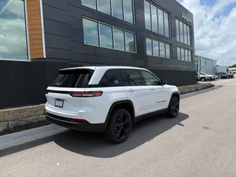 Another view of 2023 Jeep Grand Cherokee Altitude X for sale in Platte City, MO at Airport Chrysler Dodge Jeep Ram