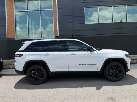 Photos of 2023 Jeep Grand Cherokee Altitude X for sale in Platte City, MO at Airport Chrysler Dodge Jeep Ram