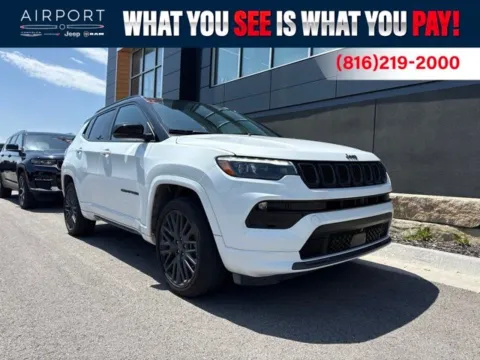 White 2023 Jeep Compass High Altitude for sale in Platte City, MO