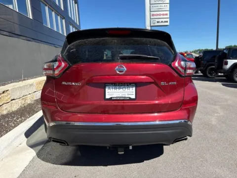 More photos of 2015 Nissan Murano SL at Airport Chrysler Dodge Jeep Ram, MO