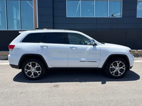Another view of 2019 Jeep Grand Cherokee Limited for sale in Platte City, MO at Airport Chrysler Dodge Jeep Ram